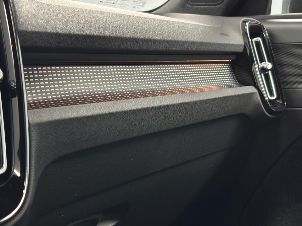 Volvo XC40 1,5 T5 ReCharge R-Design aut. 5d