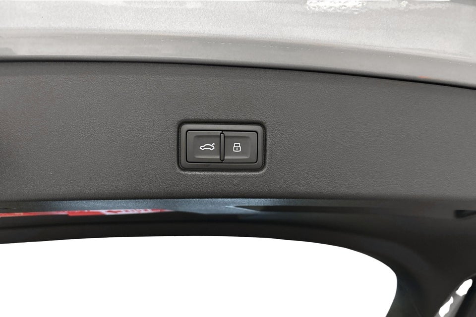 Audi Q4 e-tron 45 S-line 5d