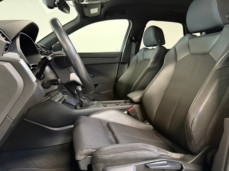 Audi Q3 45 TFSi e S-line S-tr. 5d