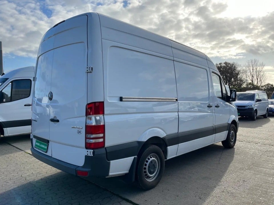 Mercedes Sprinter 316 2,2 CDi R2 Kassevogn 5d