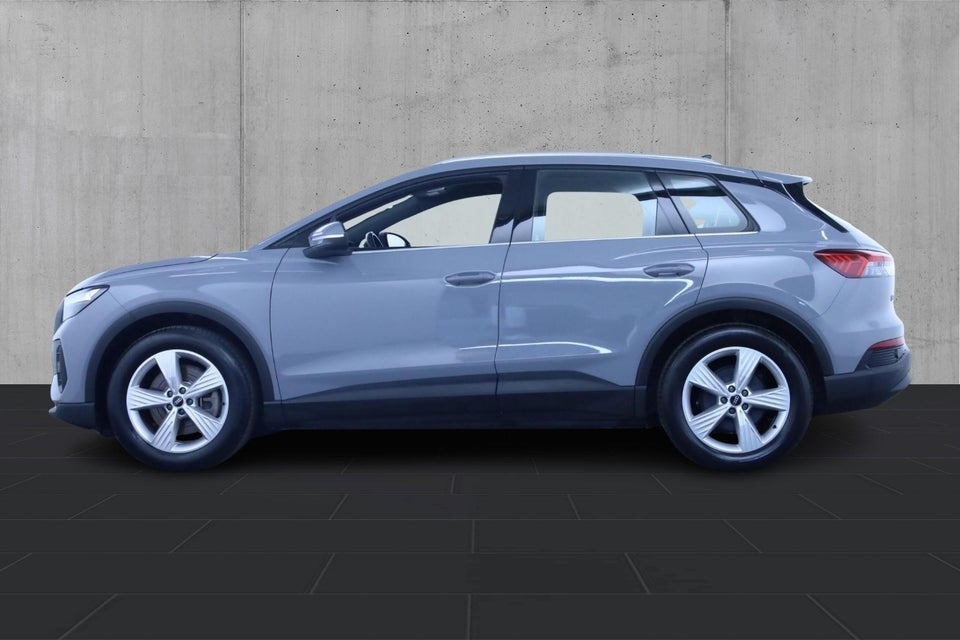 Audi Q4 e-tron 40  5d