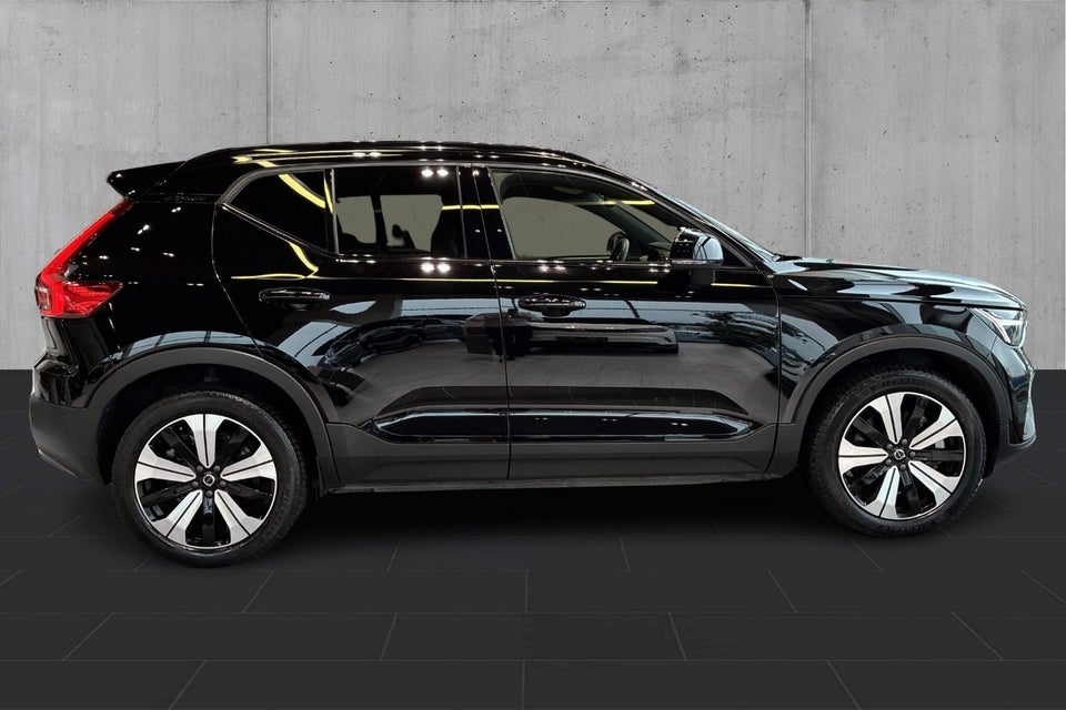 Volvo XC40 ReCharge Start 5d