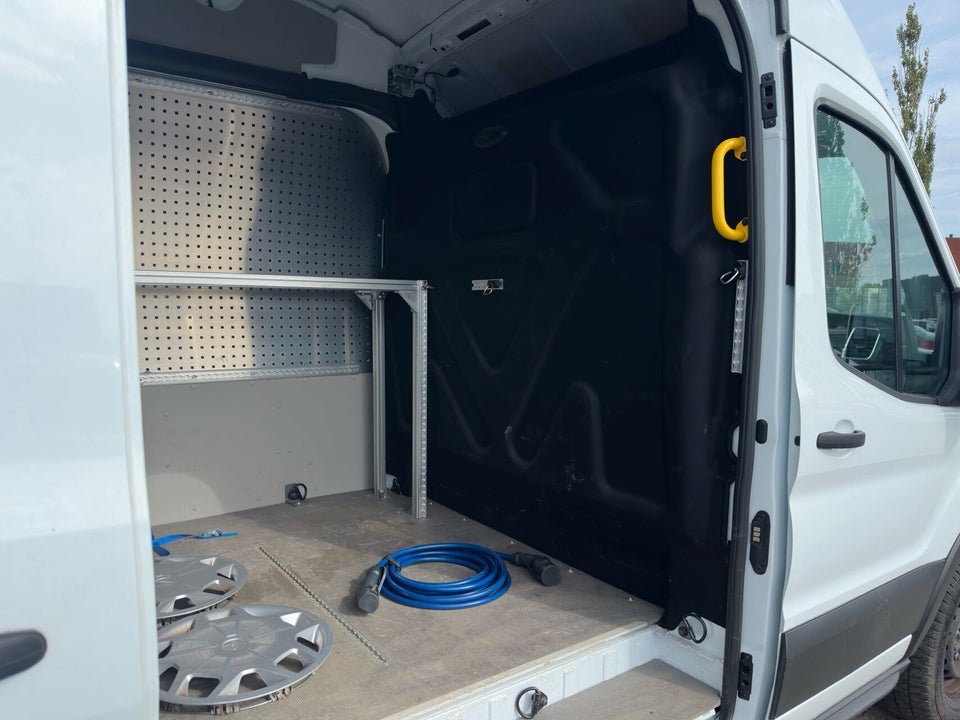 Ford E-Transit 350 L3 Van 68 Trend H2 RWD