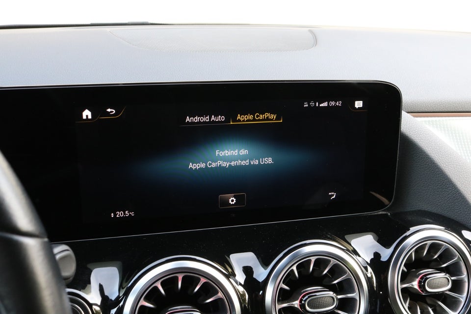 Mercedes EQA250 Progressive 5d