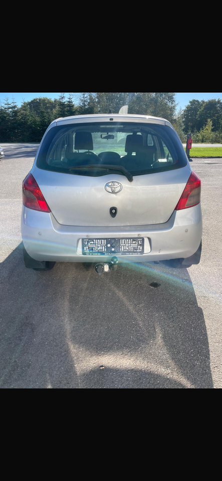 Toyota Yaris 1,3 Luna 5d