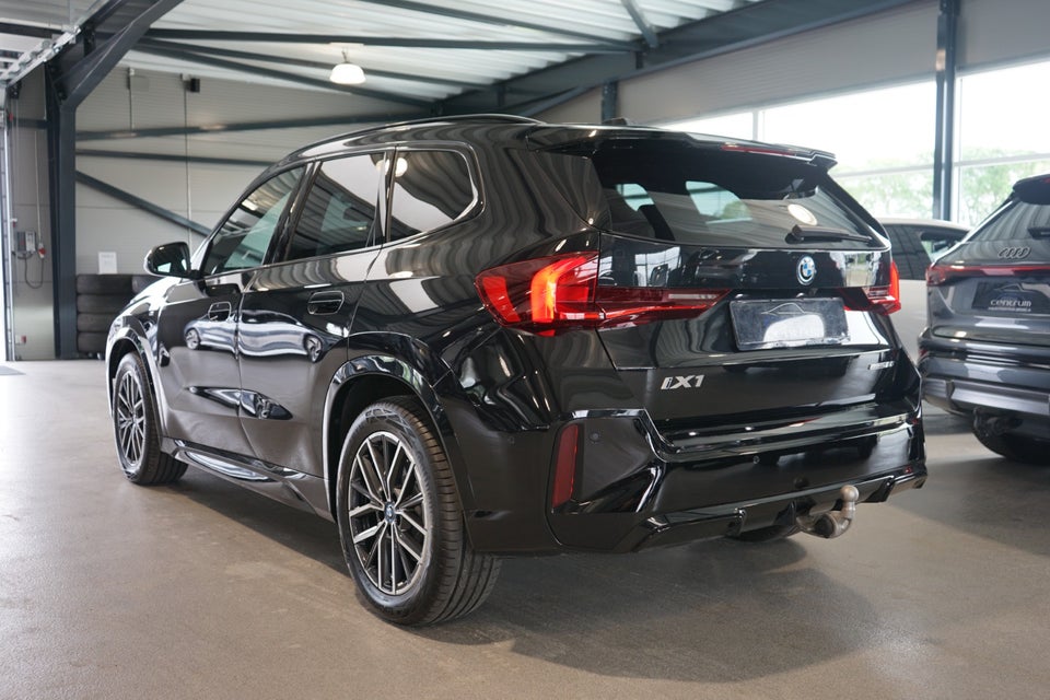 BMW iX1 eDrive20 M-Sport 5d