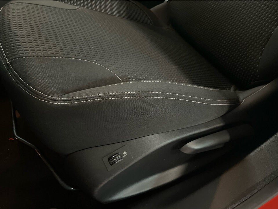 Peugeot 208 1,2 e-THP 110 Sport 5d