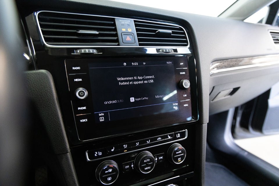 VW Golf VII 1,5 TSi 150 Highline Variant 5d