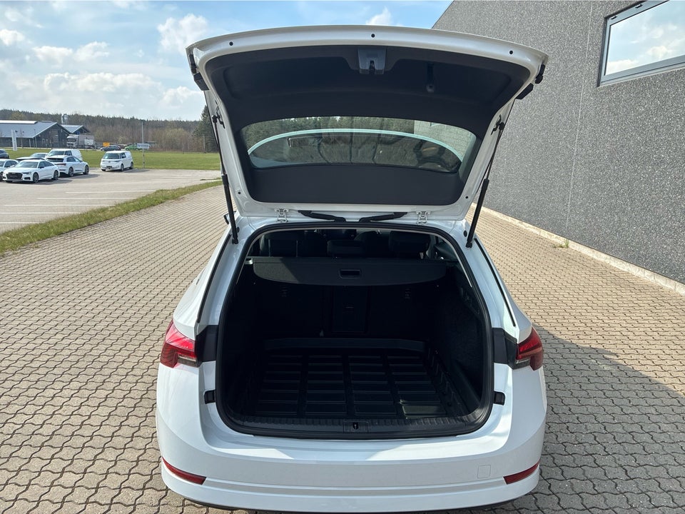 Skoda Octavia 1,0 TSi 110 Ambition First Edition 5d