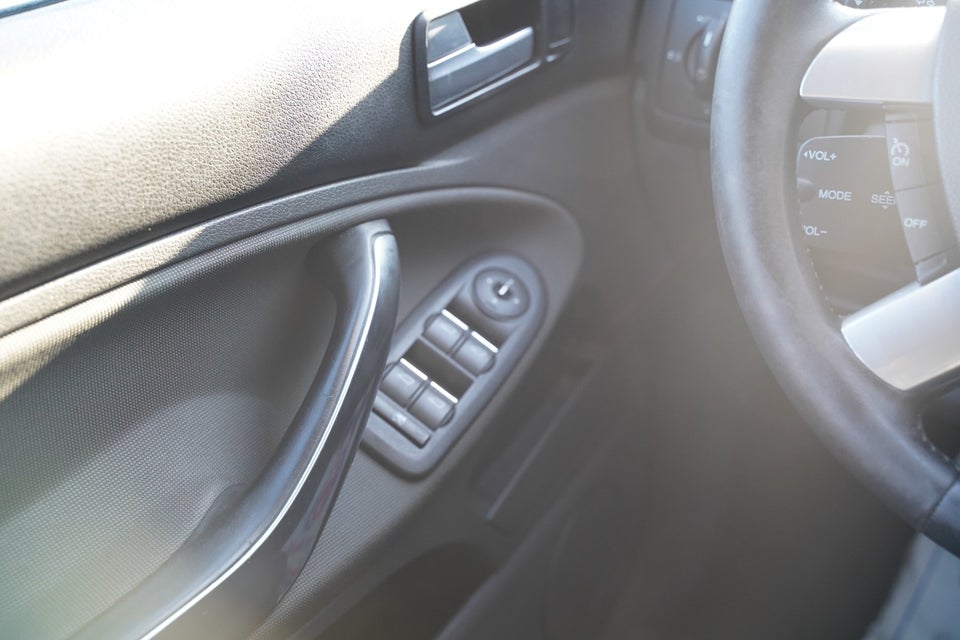 Ford C-MAX 1,6 TDCi 109 Trend 5d