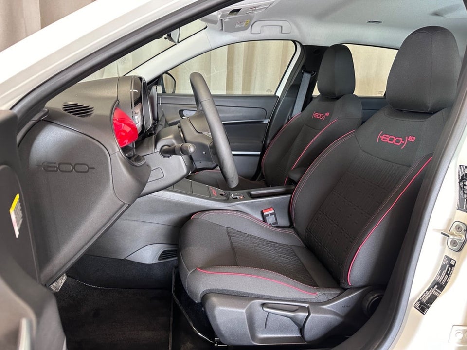 Fiat 600e 54 (RED) 5d