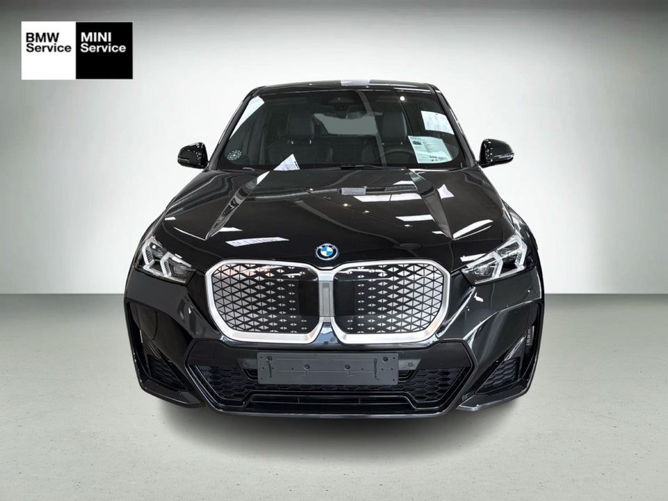 BMW iX1 xDrive30 M-Sport 5d