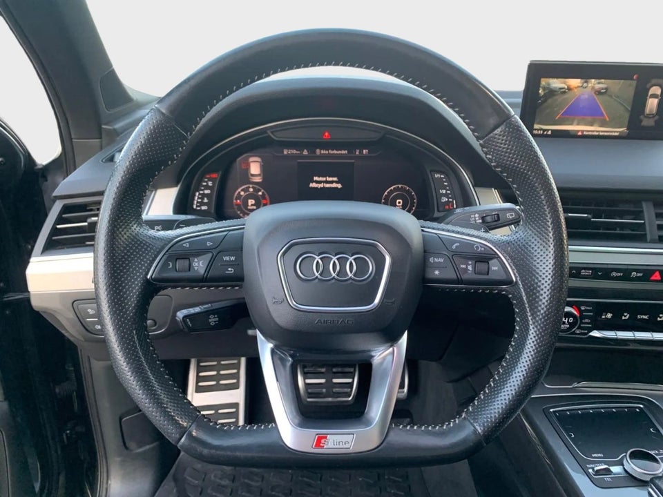 Audi Q7 3,0 TDi 272 S-line quattro Tiptr. 7prs 5d