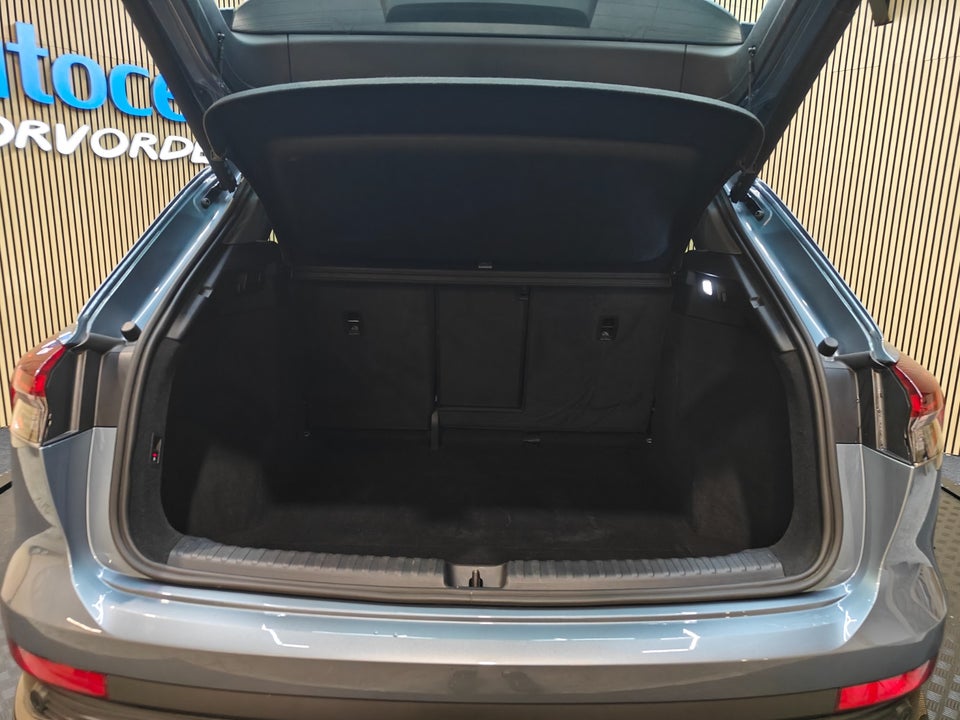Audi Q4 e-tron 45 S-line quattro 5d