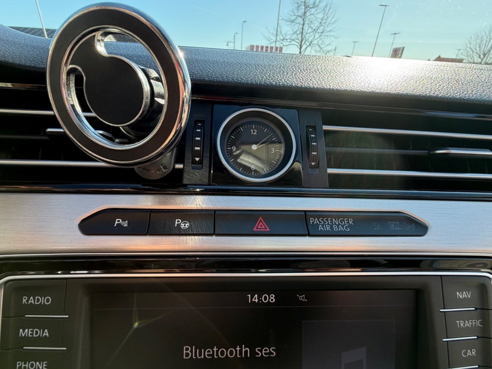 VW Passat 2,0 TDi 150 Highline DSG 4d