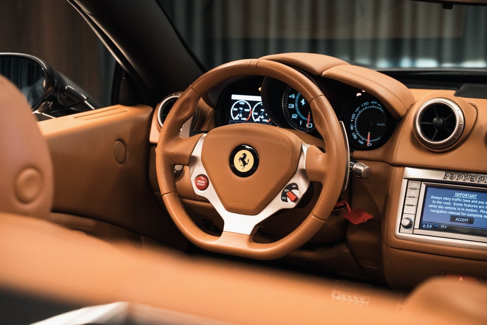Ferrari California 4,3 F1 2d