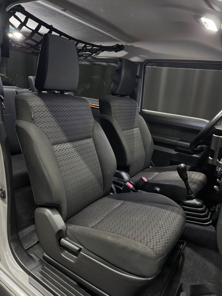 Suzuki Jimny 1,5 Adventure AllGrip 3d