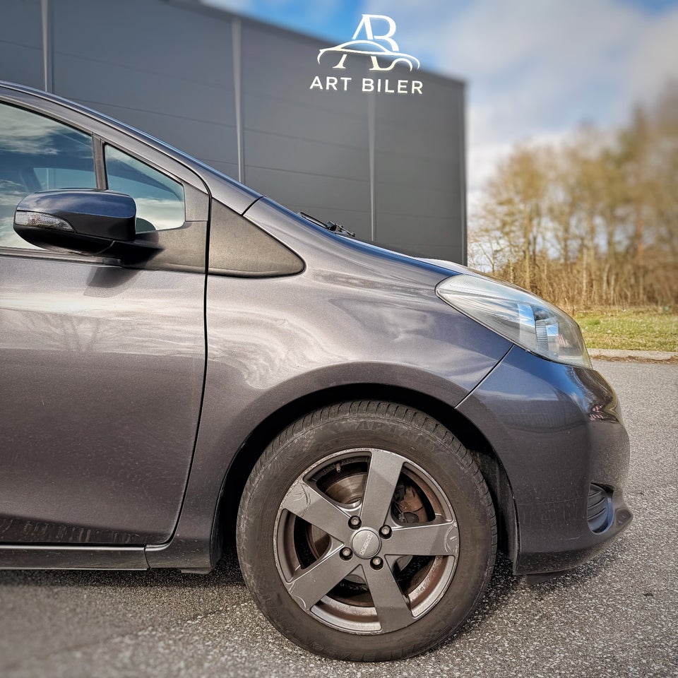 Toyota Yaris 1,3 VVT-i T2 Touch 5d