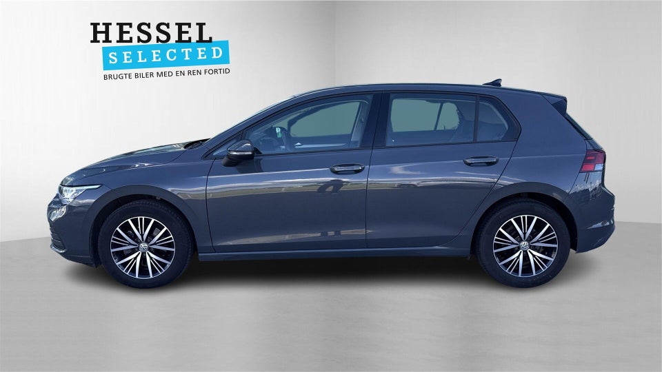 VW Golf VIII 1,5 eTSi 130 Life 75 Years Edition DSG 5d