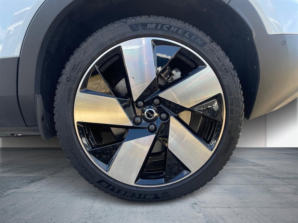 Volvo XC40 ReCharge Twin Ultimate 5d
