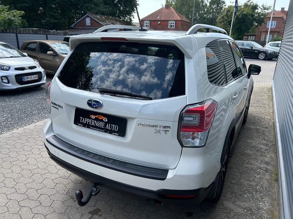 Subaru Forester 2,0 XT CVT AWD 5d