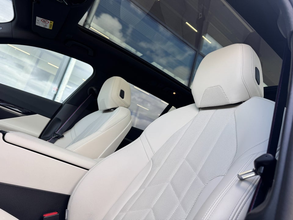 BMW i5 eDrive40 Touring Fully Charged 5d