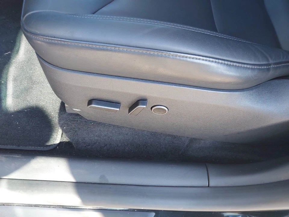 Tesla Model Y Long Range RWD 5d