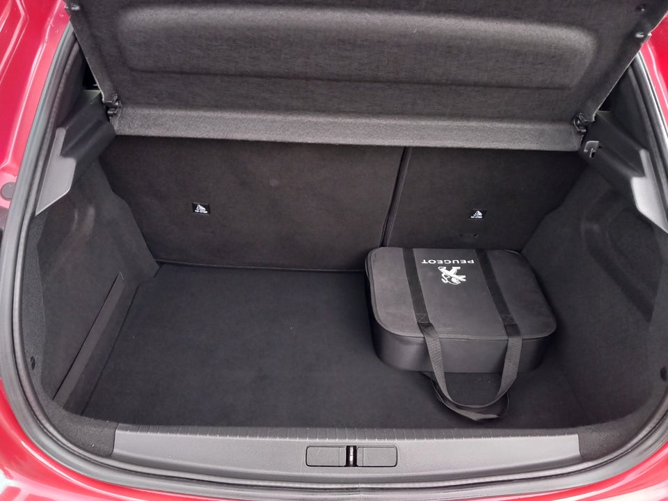 Peugeot e-208 50 Active 5d