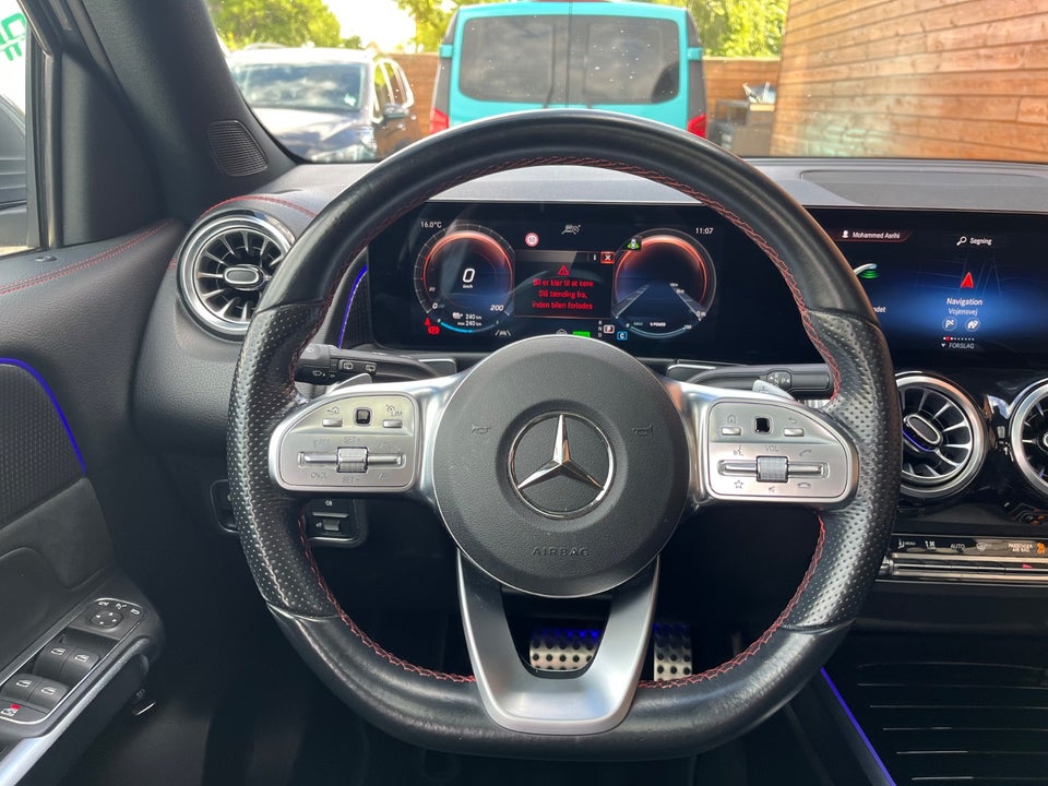 Mercedes EQB300 AMG Line 4Matic 5d