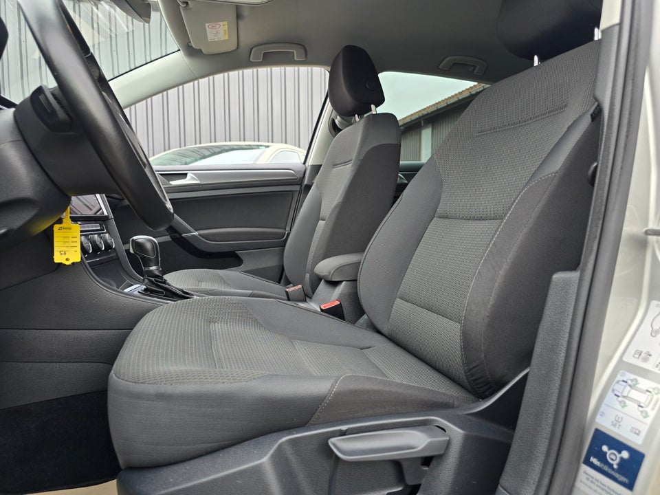 VW Golf VII 1,5 TSi 130 Comfortline DSG 5d