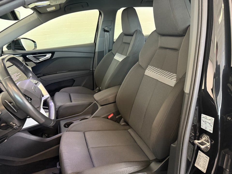 Audi Q4 e-tron 40 Advanced 5d