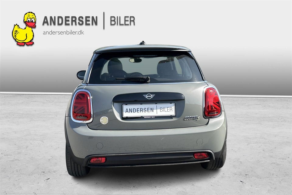 MINI Cooper SE Essential 3d