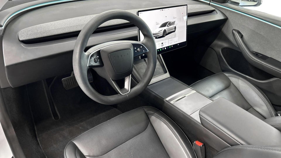 Tesla Model 3 RWD 4d