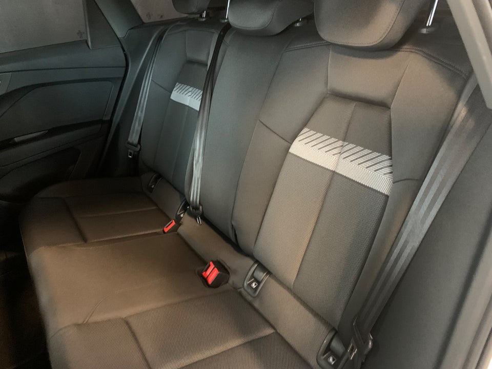 Audi Q4 e-tron 45 Progress 5d