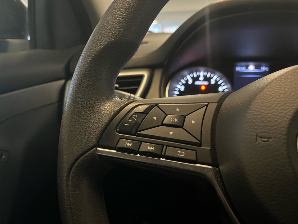 Nissan Qashqai 1,3 Dig-T 140 Visia 5d