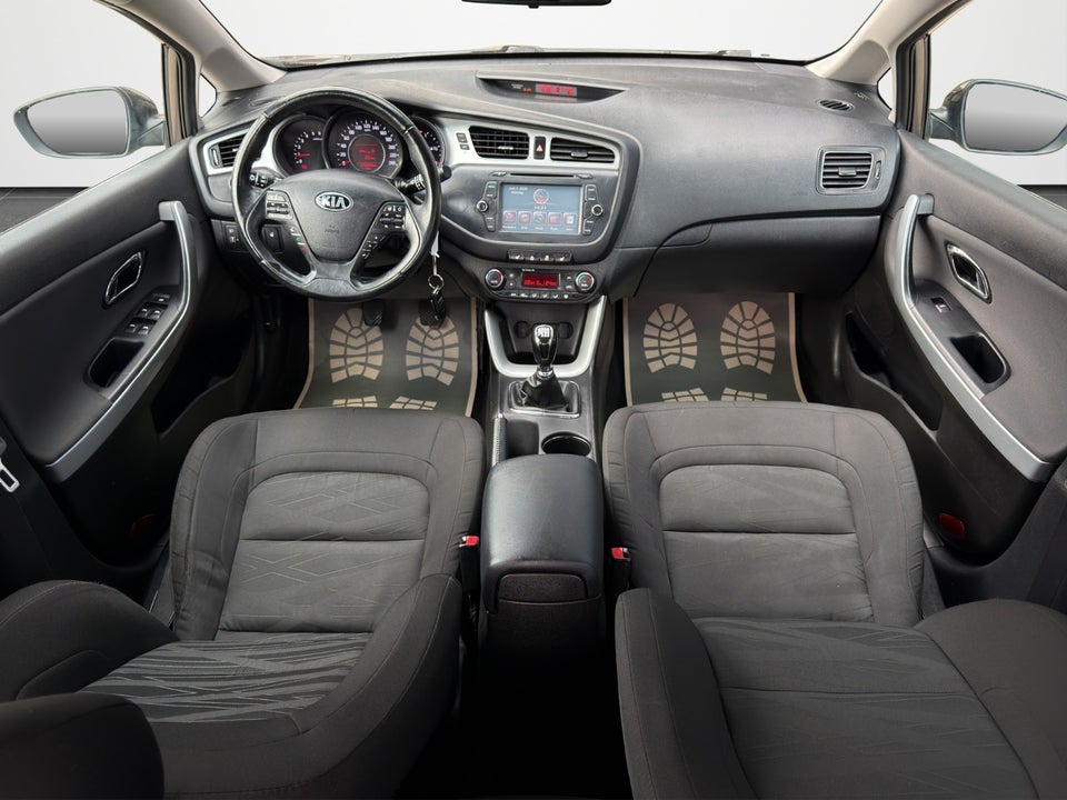 Kia Ceed 1,6 CRDi 128 Limited SW 5d