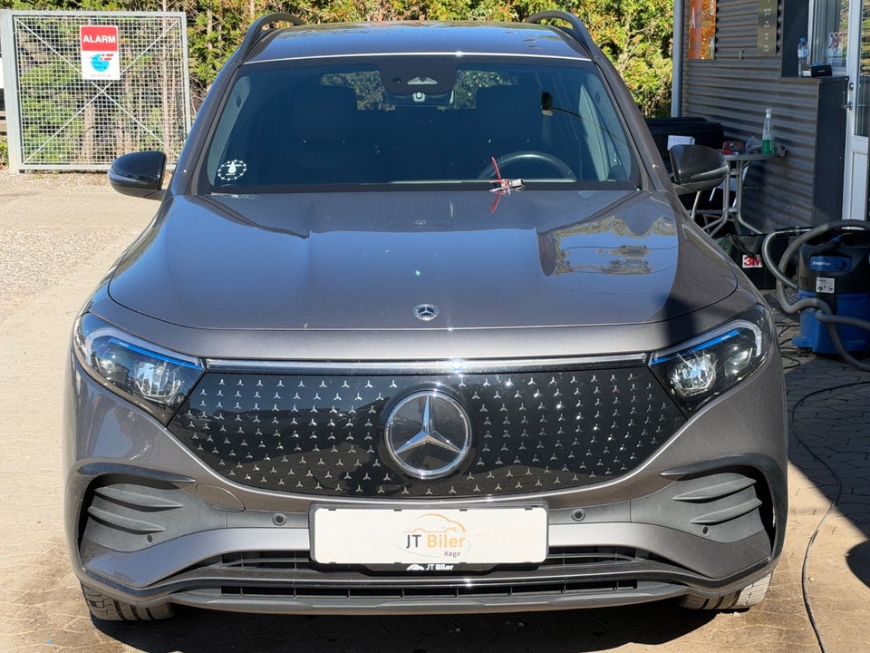 Mercedes EQB250+ AMG Line 5d