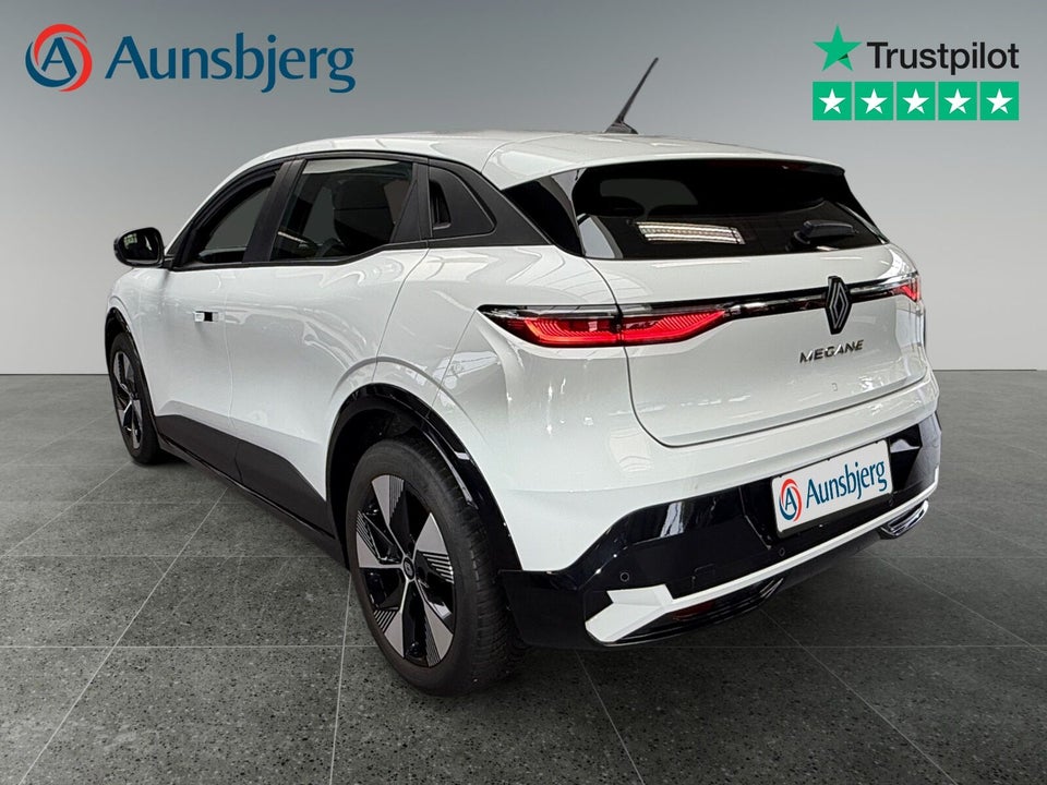 Renault Megane E-Tech 40 Equilibre 5d