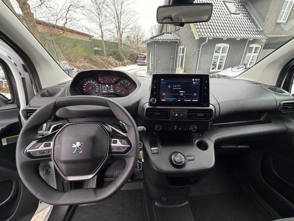 Peugeot Partner 1,5 BlueHDi 130 L1V1 Plus EAT8 Van