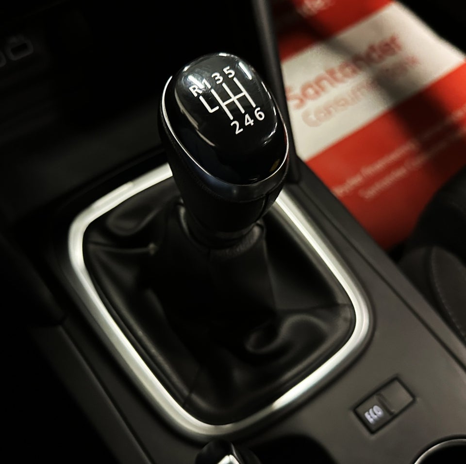 Renault Megane IV 1,3 TCe 140 Zen Sport Tourer 5d