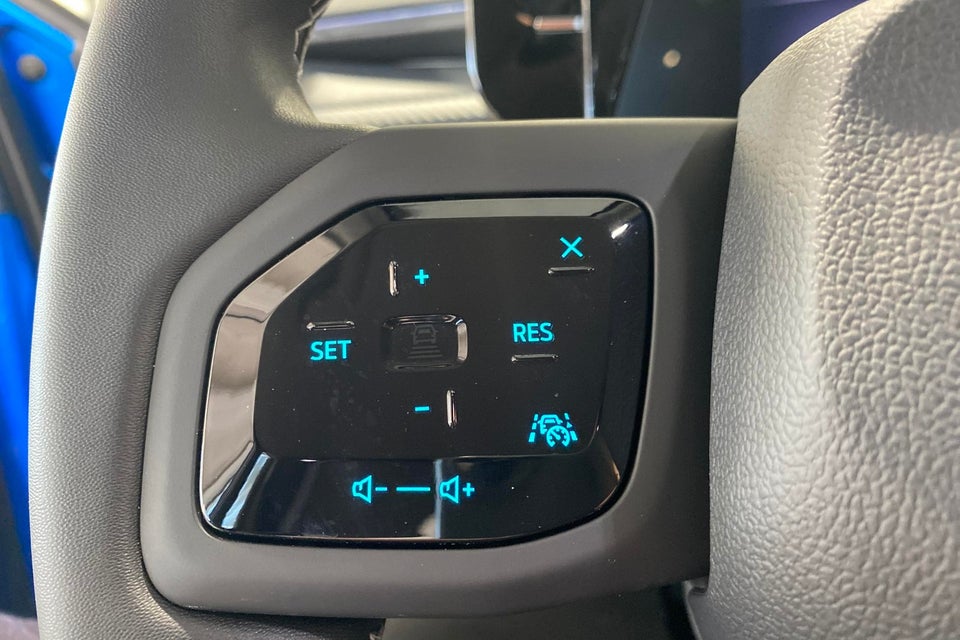 Ford Explorer 84 Premium Extended Range AWD 5d