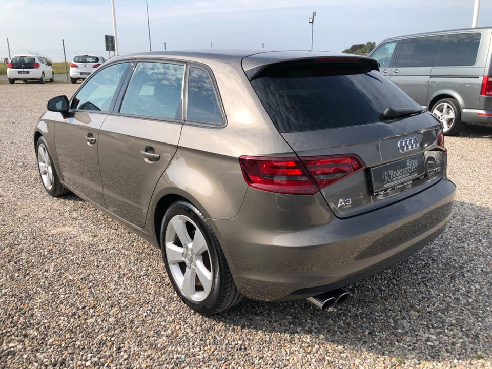 Audi A3 1,4 TFSi 122 Ambition Sportback 5d