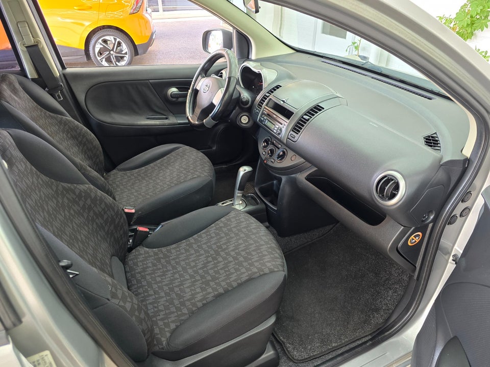 Nissan Note 1,6 Acenta aut. 5d