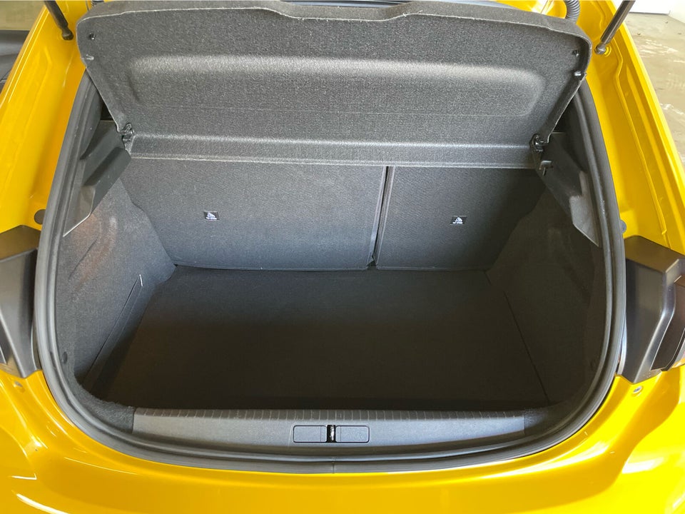 Peugeot 208 1,2 PureTech 100 Allure 5d