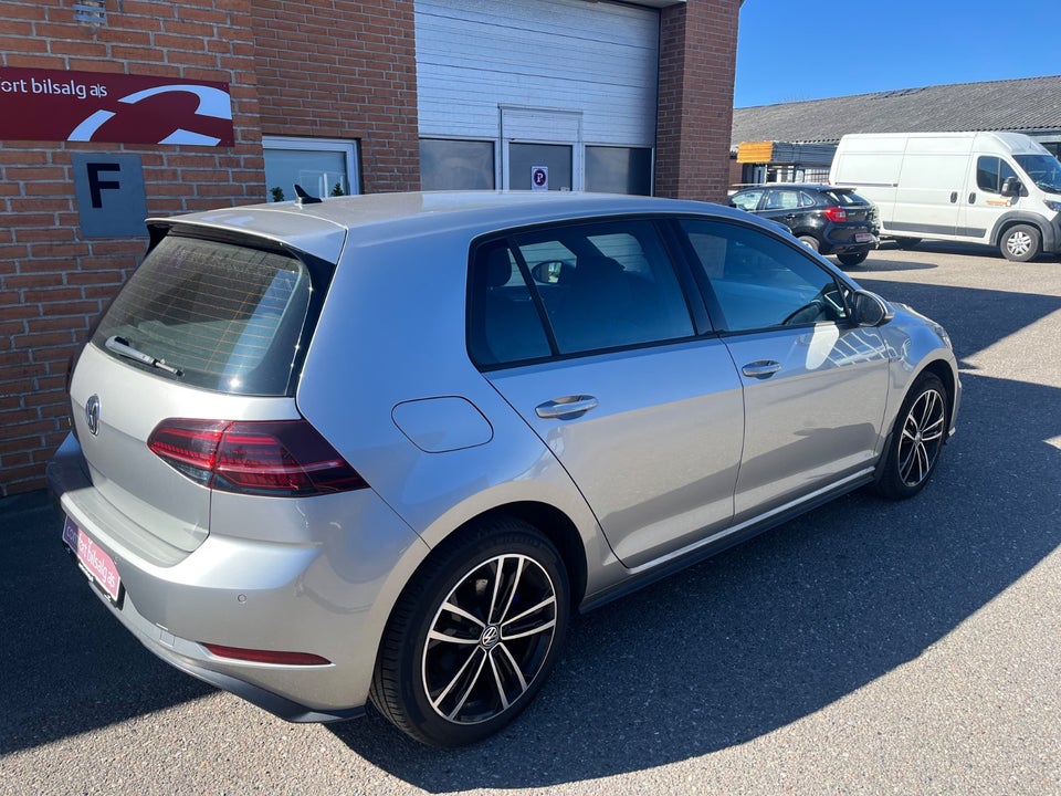VW Golf VII 1,4 GTE DSG 5d
