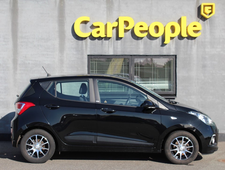 Hyundai i10 1,0 Go Sport 5d