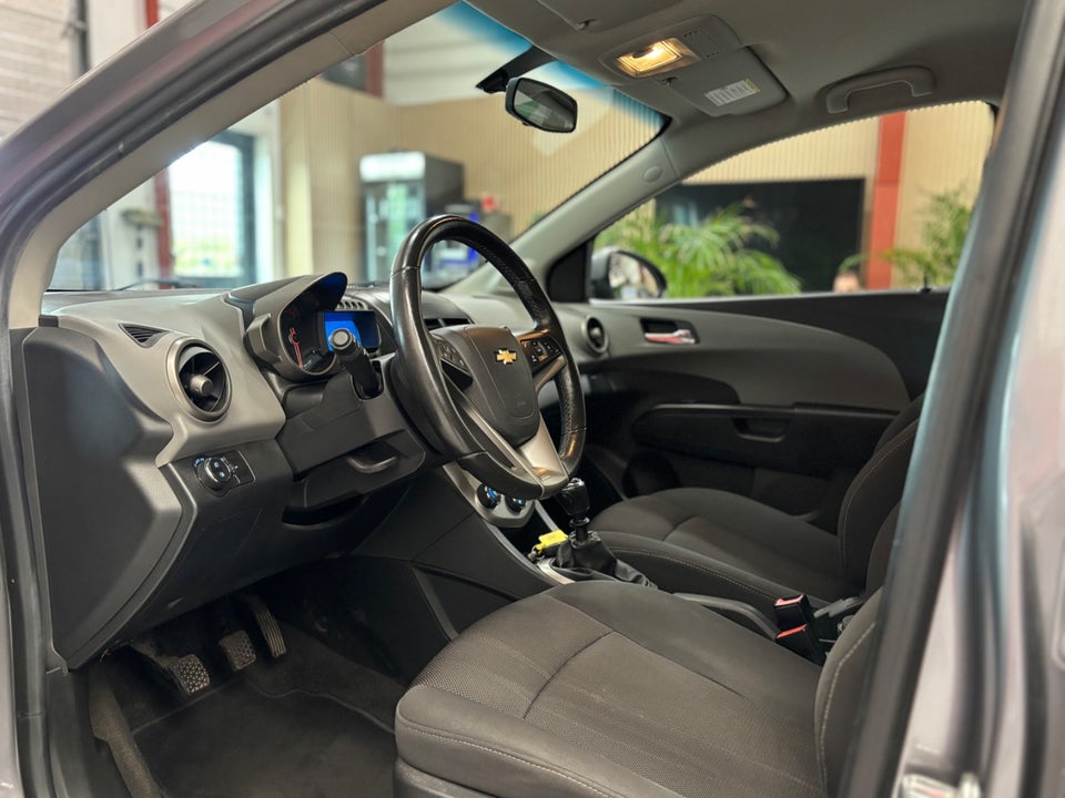 Chevrolet Aveo 1,2 LS 5d