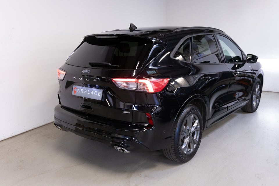 Ford Kuga 2,5 PHEV ST-Line X CVT 5d