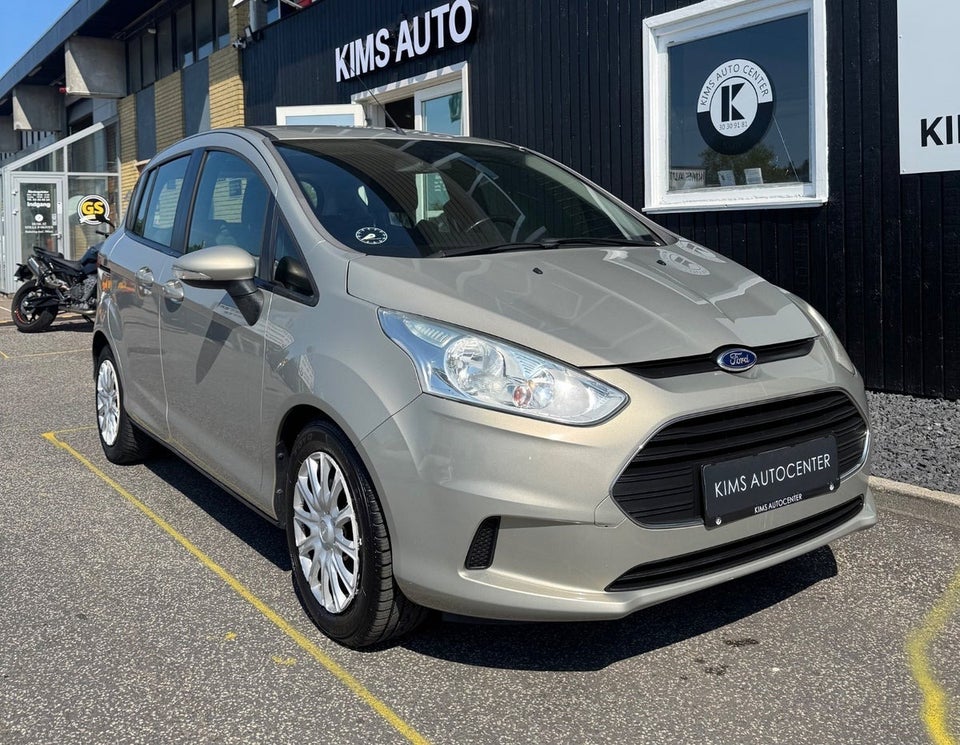 Ford B-MAX 1,0 SCTi 125 Titanium 5d