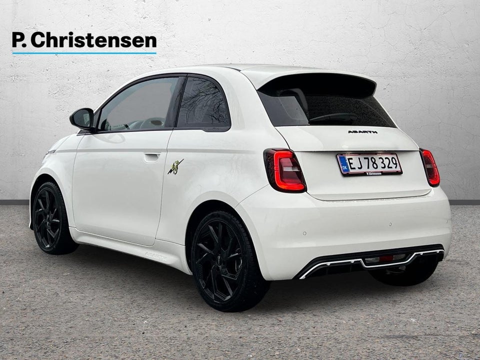 Abarth 500e 3d